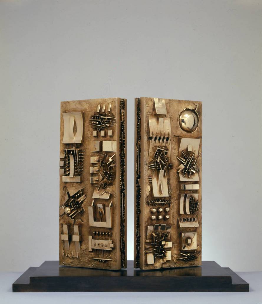 Arnaldo Pomodoro, "Porte dell’Edipo", 1988 – Photo Aurelio Barbareschi