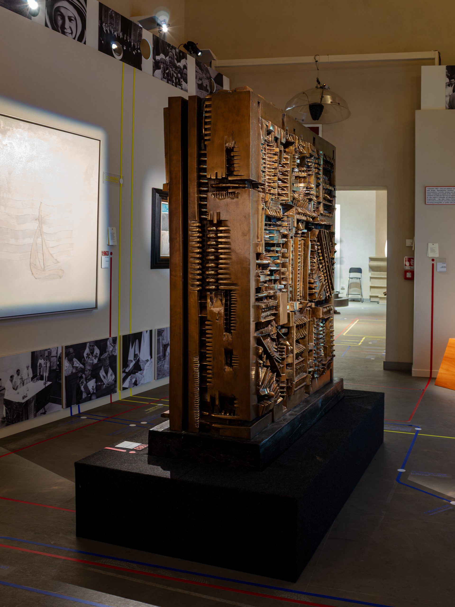 Arnaldo Pomodoro - In memory of JFK_3